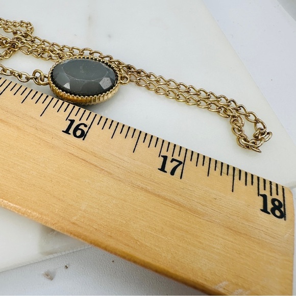 New York and Co Long Necklace Green Station Stones Multi Strand Gold Tone 35” - Picture 7 of 8